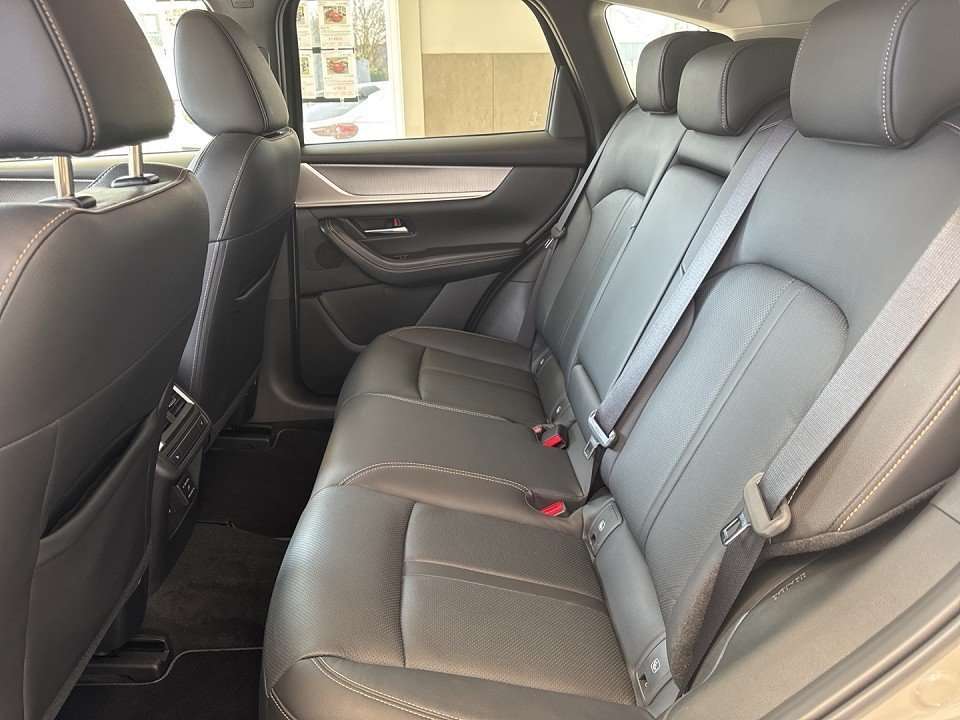 Fahrzeugbild eines Mazda CX-60