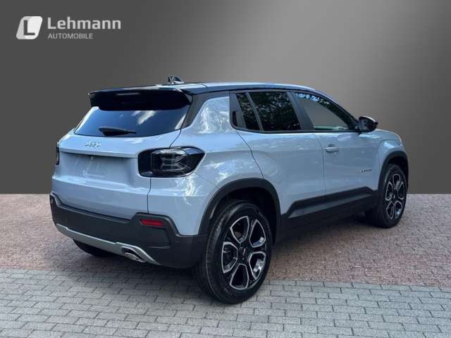 Fahrzeugbild eines Jeep Avenger