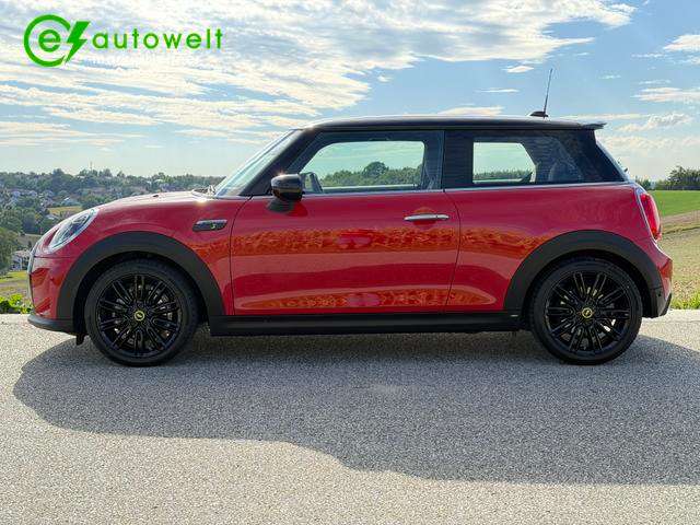 Fahrzeugbild eines MINI COOPER
