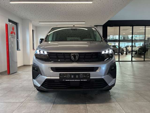 Fahrzeugbild eines Peugeot Rifter