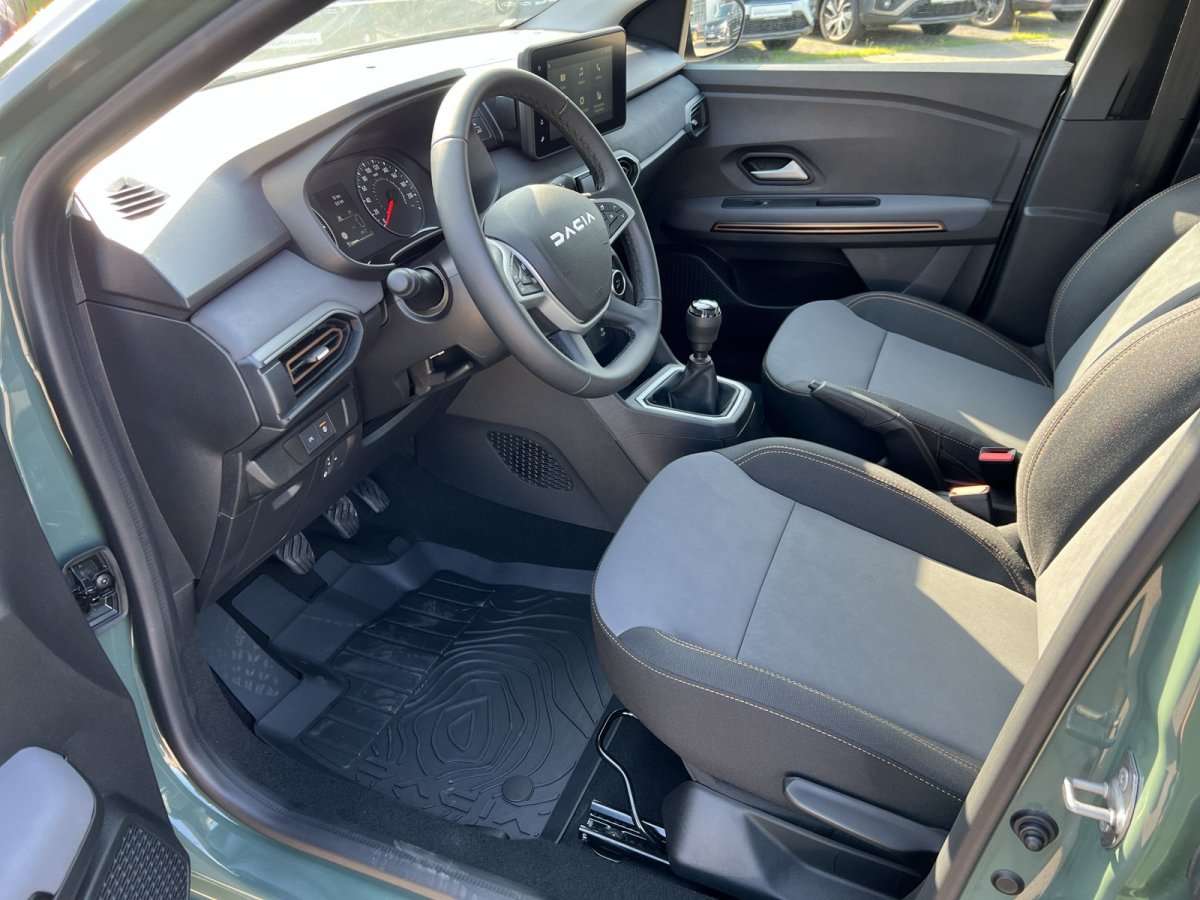 Fahrzeugbild eines Dacia Sandero