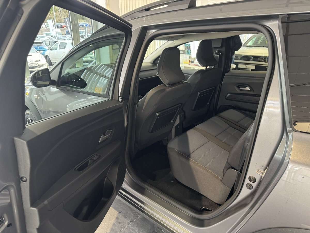 Fahrzeugbild eines Dacia Jogger