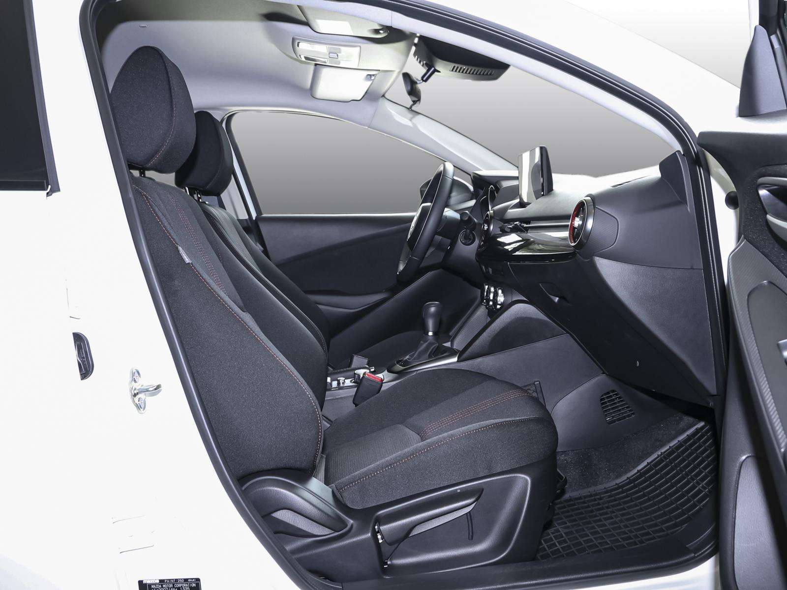 Fahrzeugbild eines Mazda Mazda2