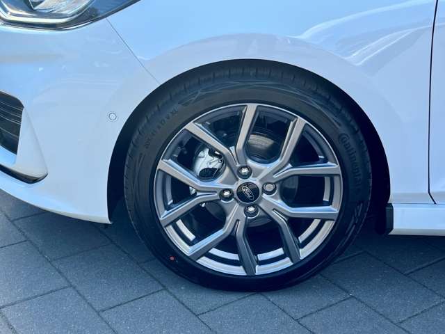 Fahrzeugbild eines Ford Fiesta