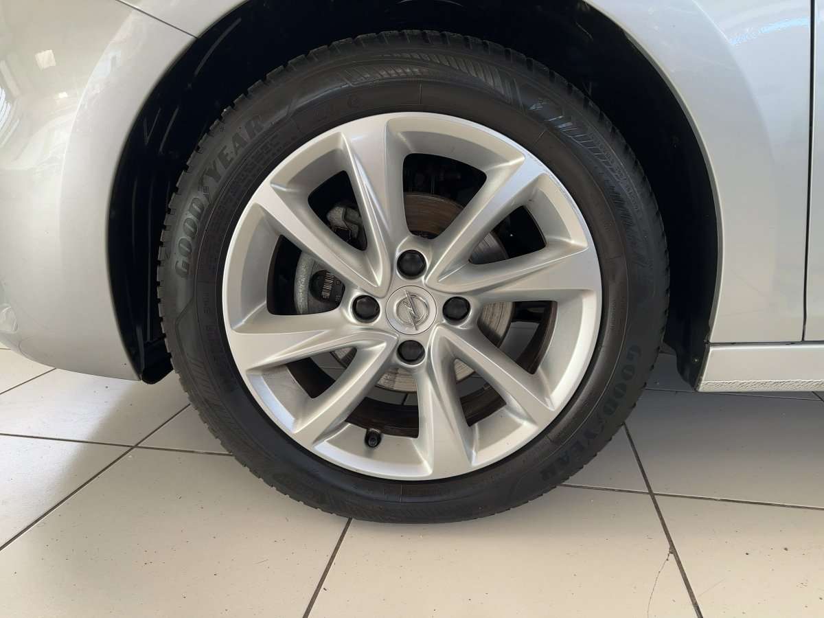 Fahrzeugbild eines Opel Corsa