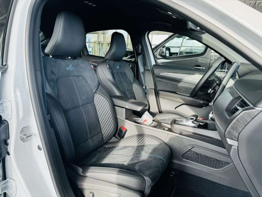 Fahrzeugbild eines Renault Arkana