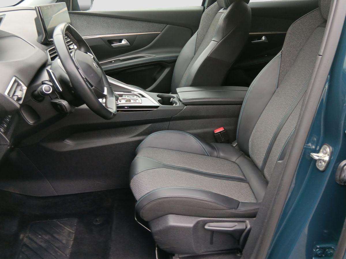 Fahrzeugbild eines Peugeot 3008