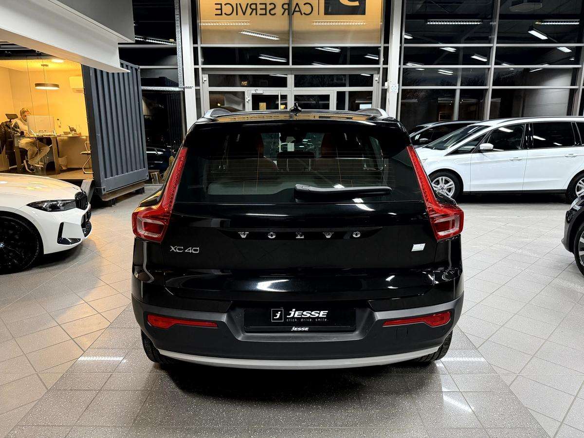 Fahrzeugbild eines Volvo XC40
