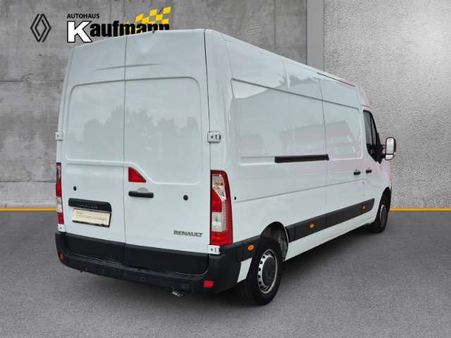 Fahrzeugbild eines Renault Master