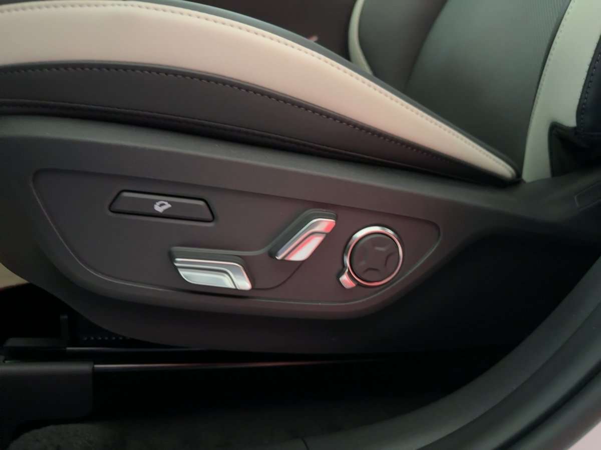 Fahrzeugbild eines Kia EV5