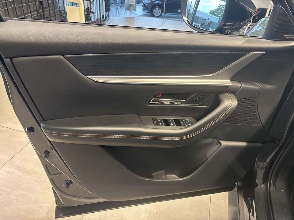 Fahrzeugbild eines Mazda CX-80