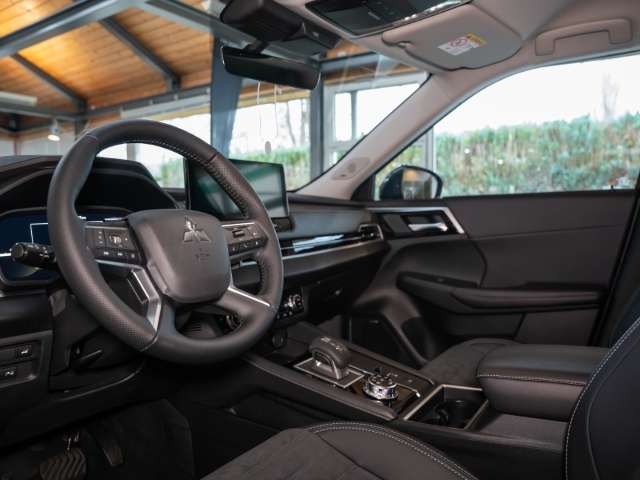 Fahrzeugbild eines Mitsubishi Outlander