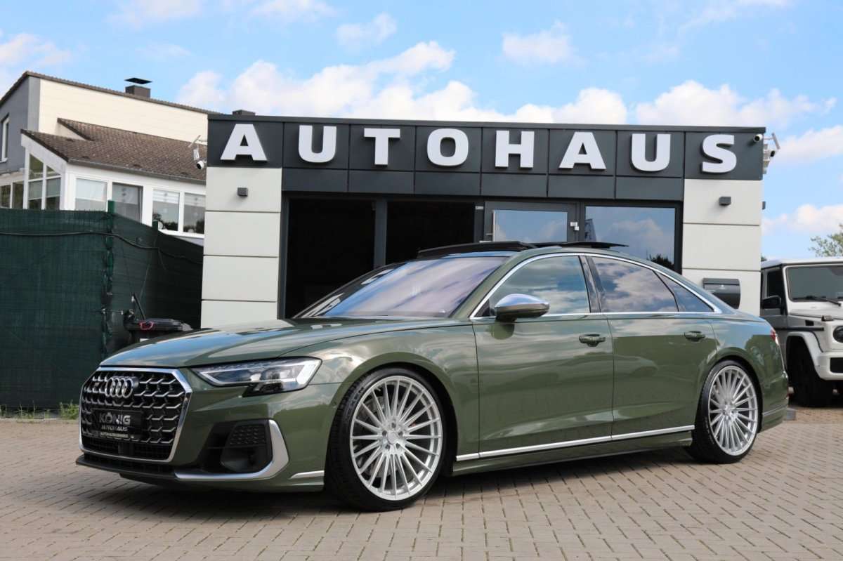 Fahrzeugbild eines Audi S8