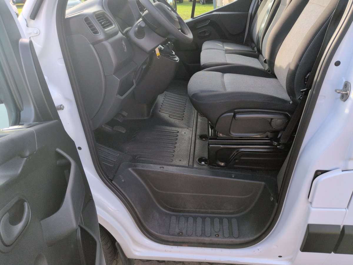 Fahrzeugbild eines Nissan Interstar