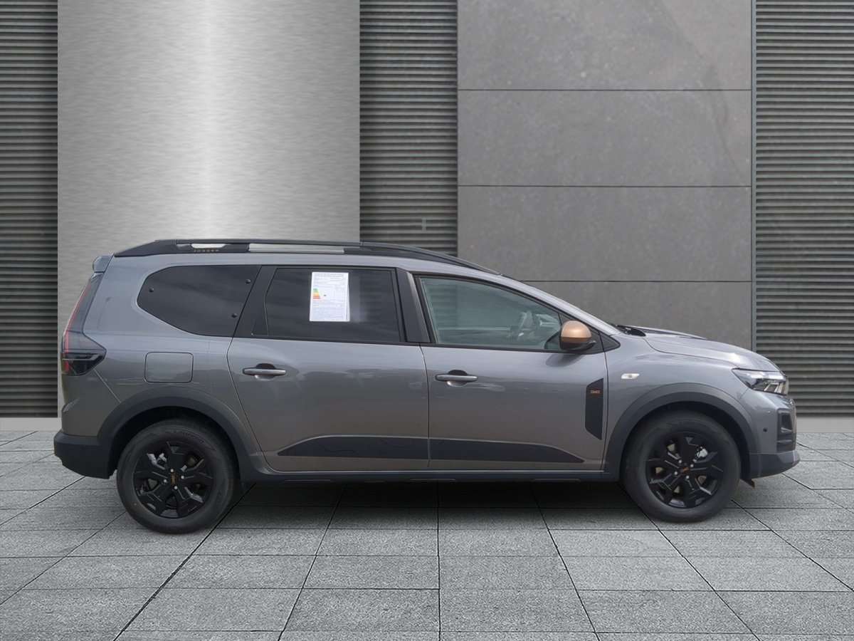 Fahrzeugbild eines Dacia Jogger