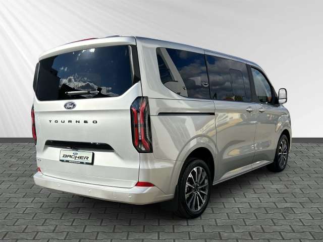 Fahrzeugbild eines Ford Tourneo Custom
