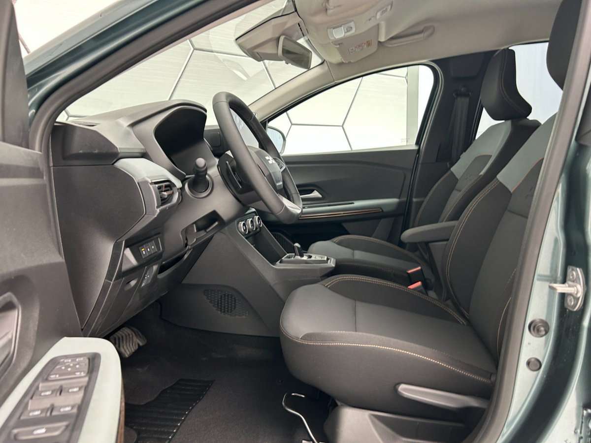 Fahrzeugbild eines Dacia Jogger