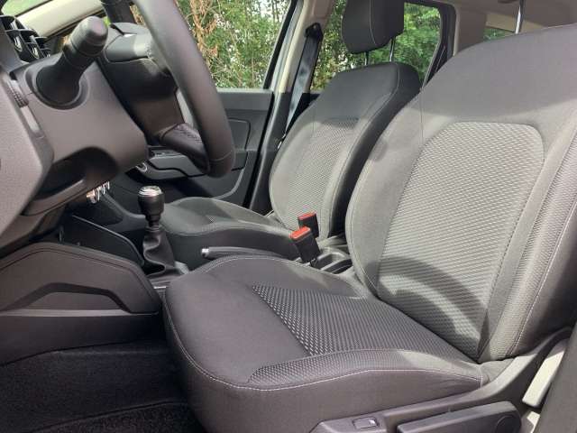 Fahrzeugbild eines Dacia Duster