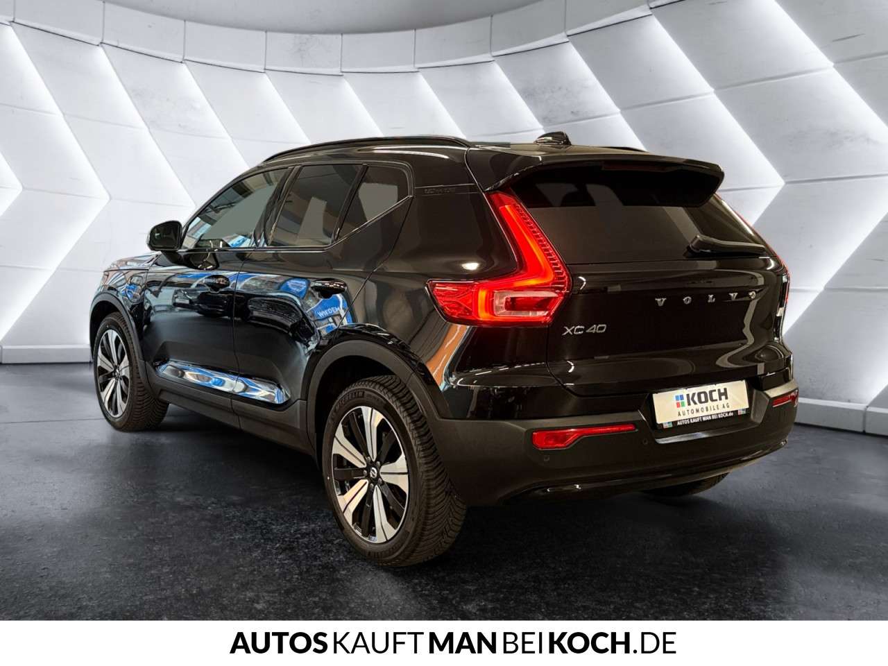 Fahrzeugbild eines Volvo XC40