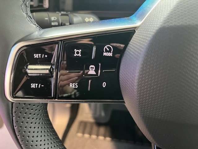 Fahrzeugbild eines Renault Scenic E-TECH