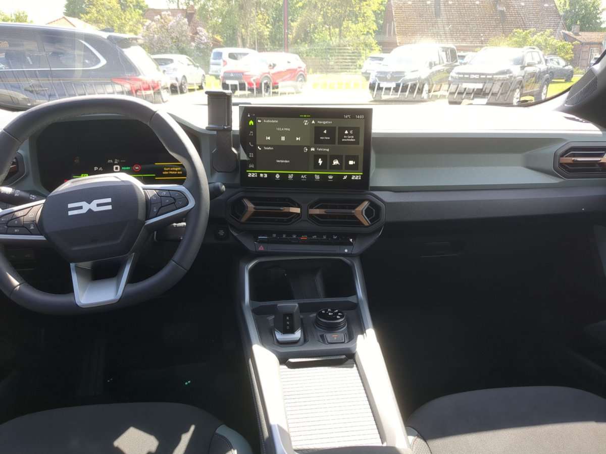 Fahrzeugbild eines Dacia Bigster