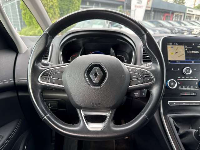 Fahrzeugbild eines Renault Grand Scénic