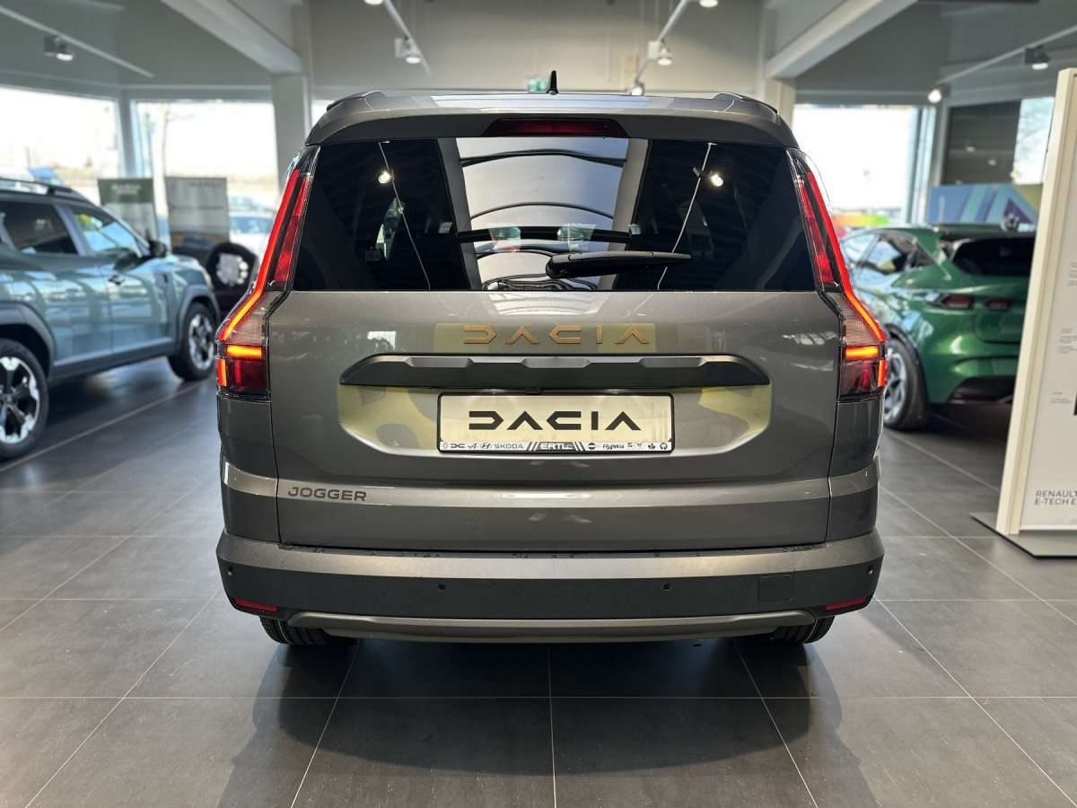 Fahrzeugbild eines Dacia Jogger