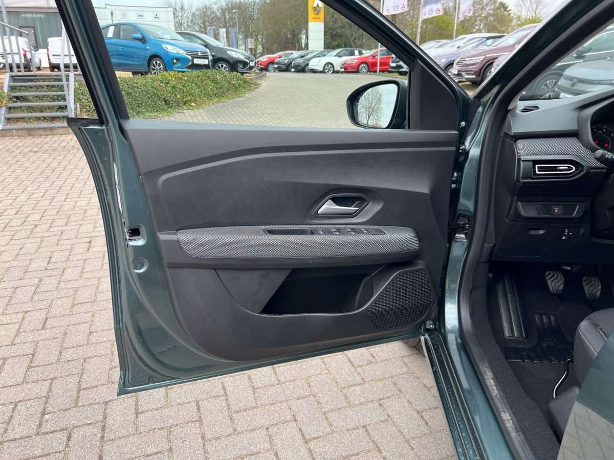 Fahrzeugbild eines Dacia Sandero