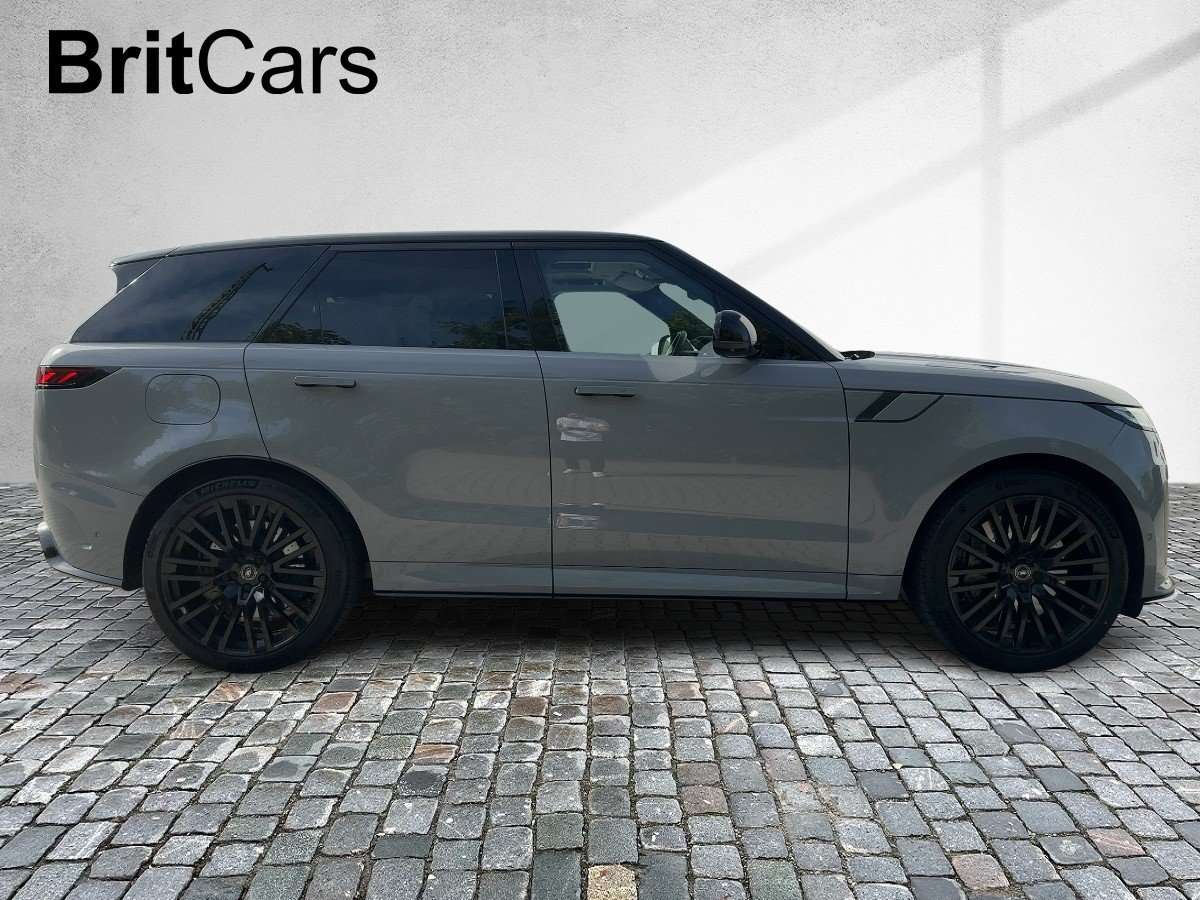 Fahrzeugbild eines Land Rover Range Rover Sport