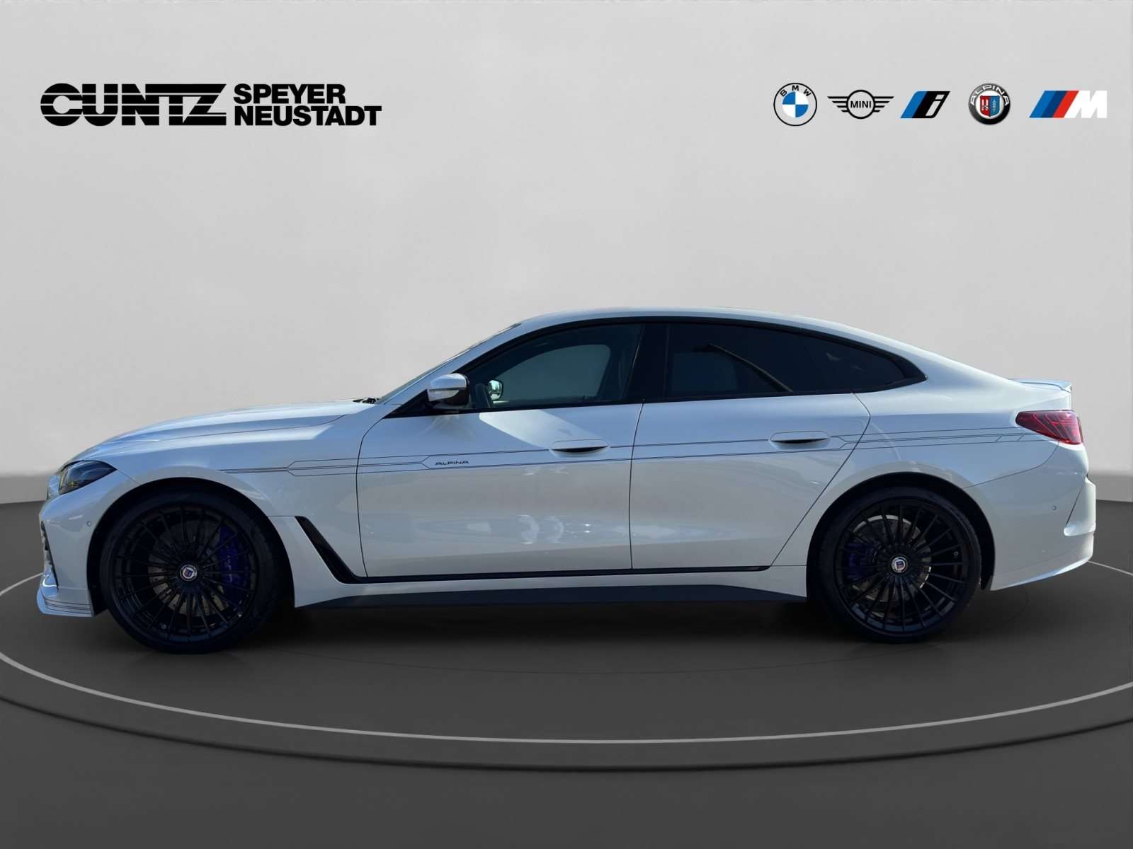 Fahrzeugbild eines Alpina D4