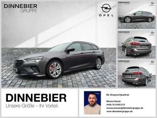 Schräge Frontansicht auf einen Opel Insignia , freigestellt