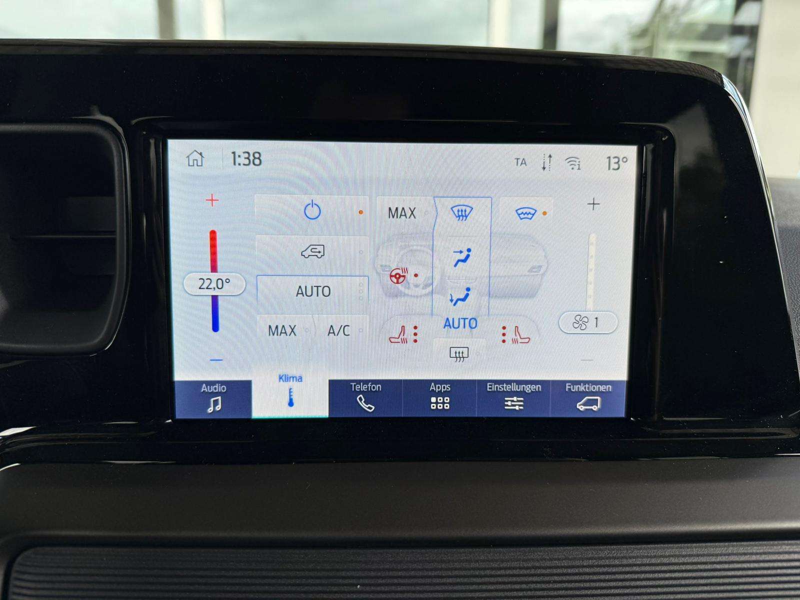 Fahrzeugbild eines Ford Tourneo Courier