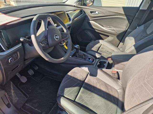 Fahrzeugbild eines Opel Grandland X