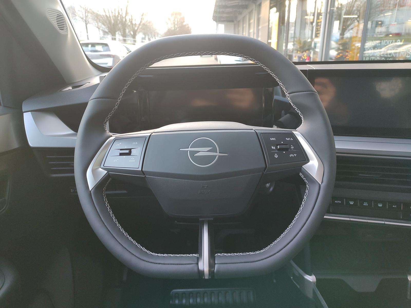 Fahrzeugbild eines Opel Frontera