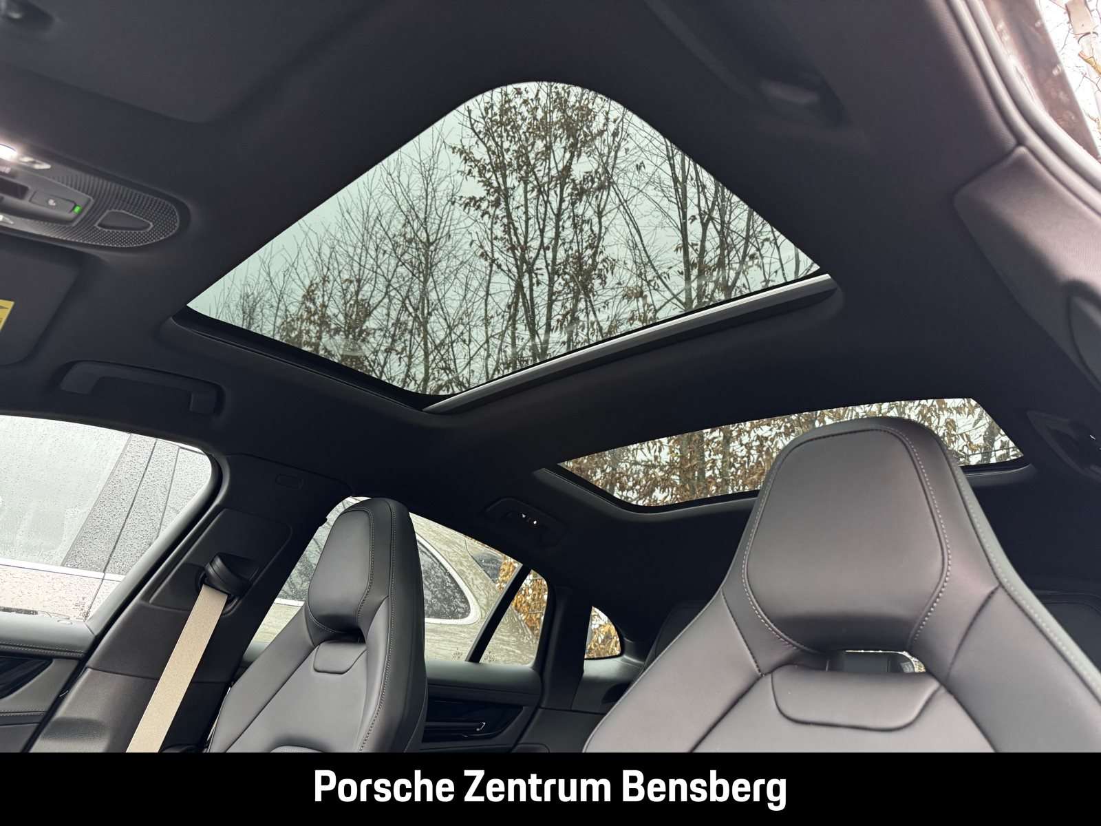 Fahrzeugbild eines Porsche Panamera