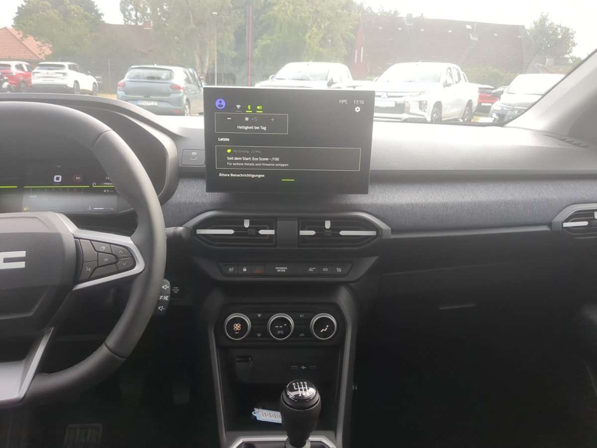 Fahrzeugbild eines Dacia Sandero