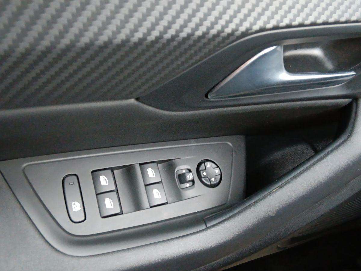 Fahrzeugbild eines Peugeot 508