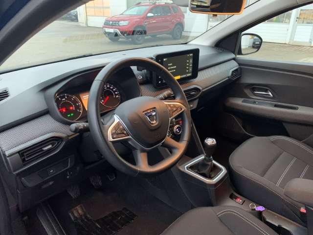 Fahrzeugbild eines Dacia Sandero