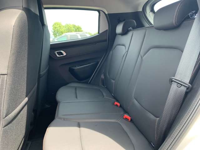 Fahrzeugbild eines Dacia Spring