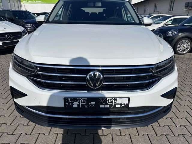 Fahrzeugbild eines Volkswagen Tiguan Allspace