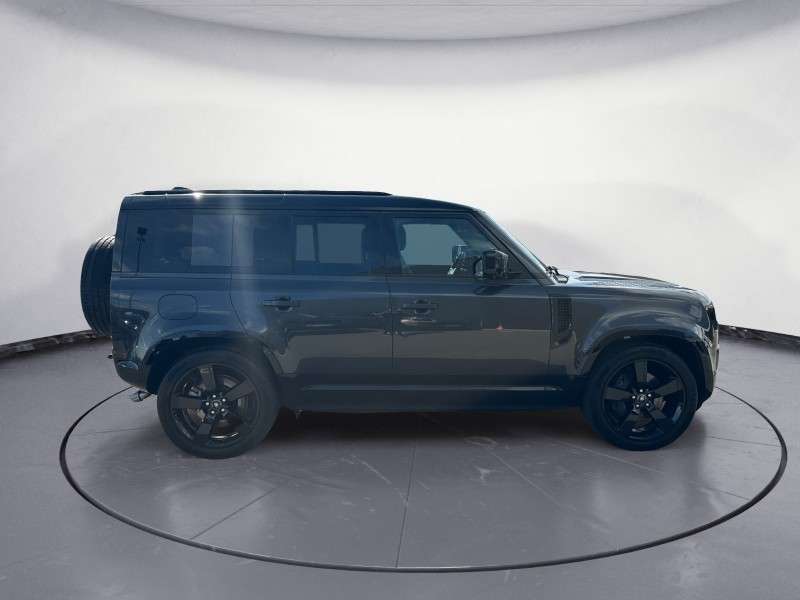 Fahrzeugbild eines Land Rover Defender