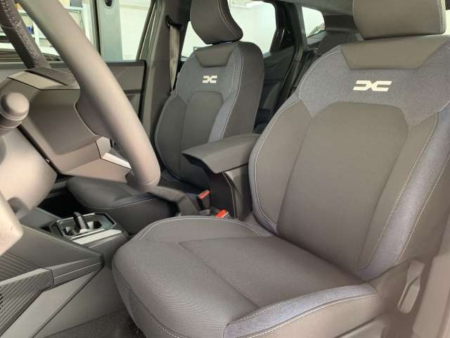 Fahrzeugbild eines Dacia Duster