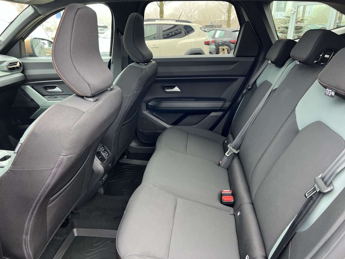 Fahrzeugbild eines Dacia Bigster