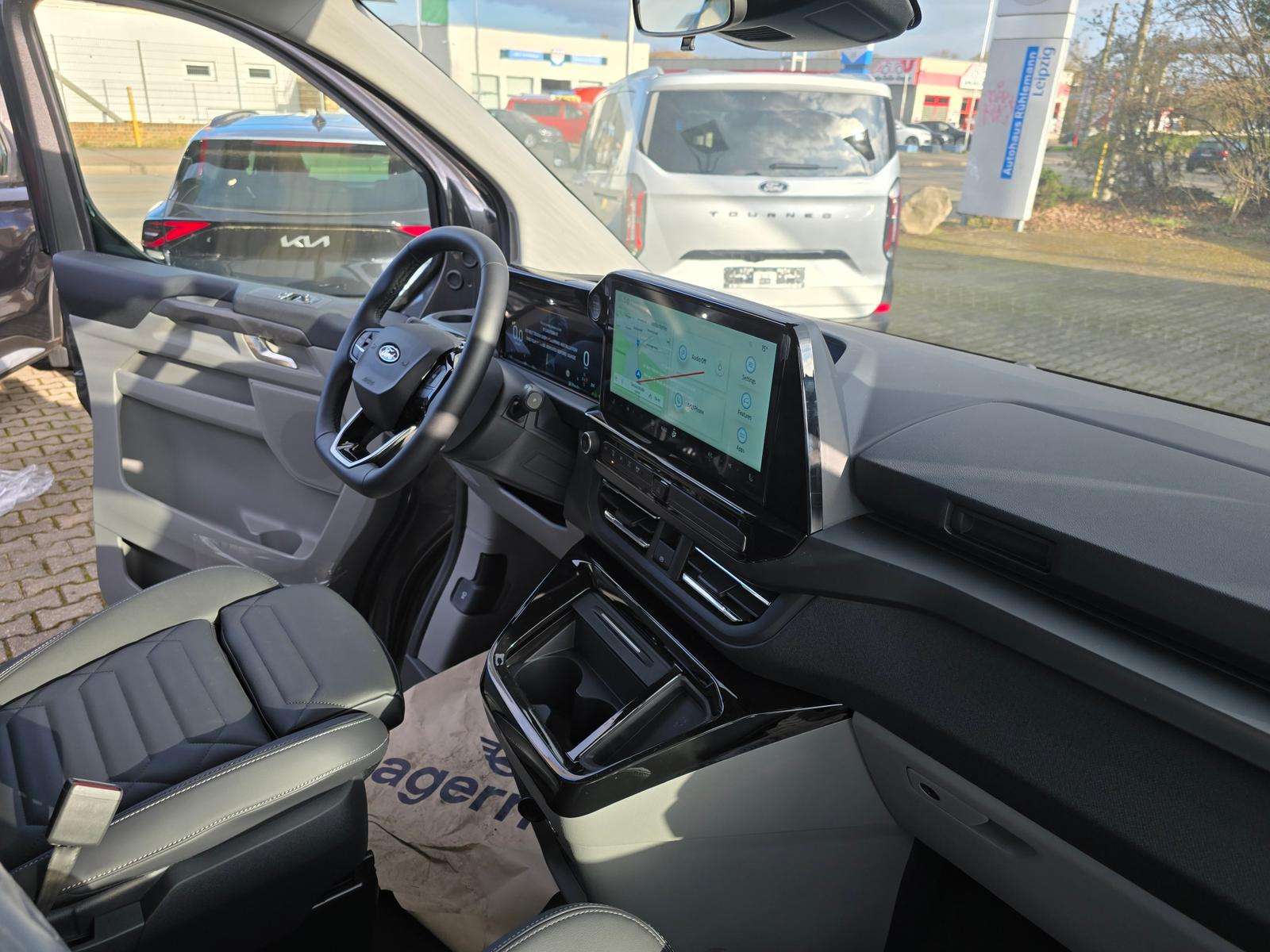 Fahrzeugbild eines Ford Tourneo Custom