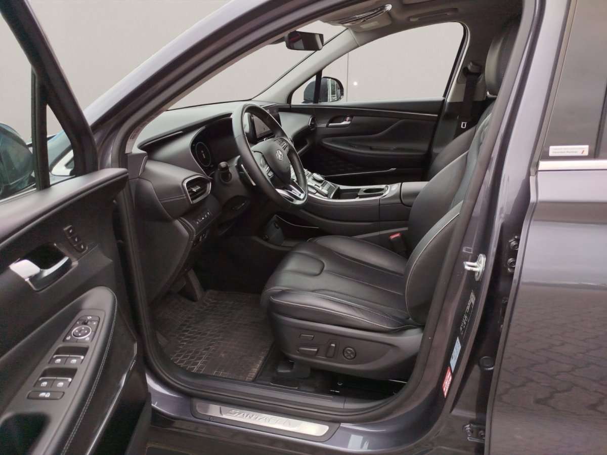 Fahrzeugbild eines Hyundai Santa Fe