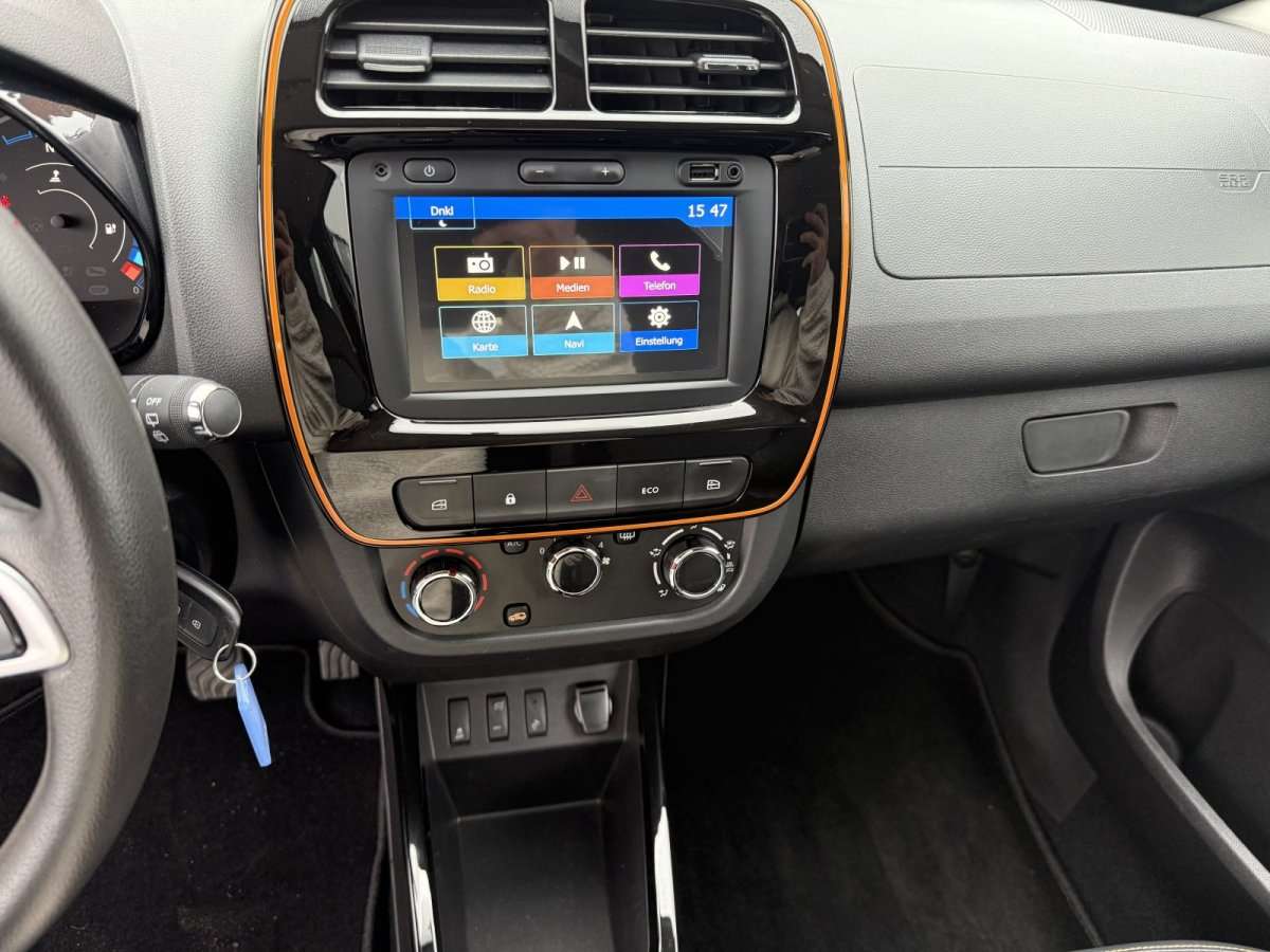 Fahrzeugbild eines Dacia Spring