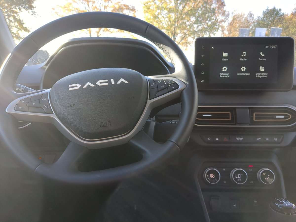 Fahrzeugbild eines Dacia Jogger