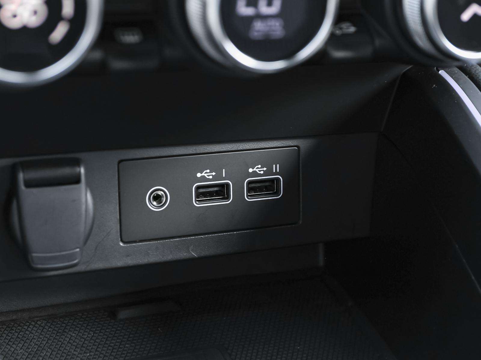 Fahrzeugbild eines Renault Clio