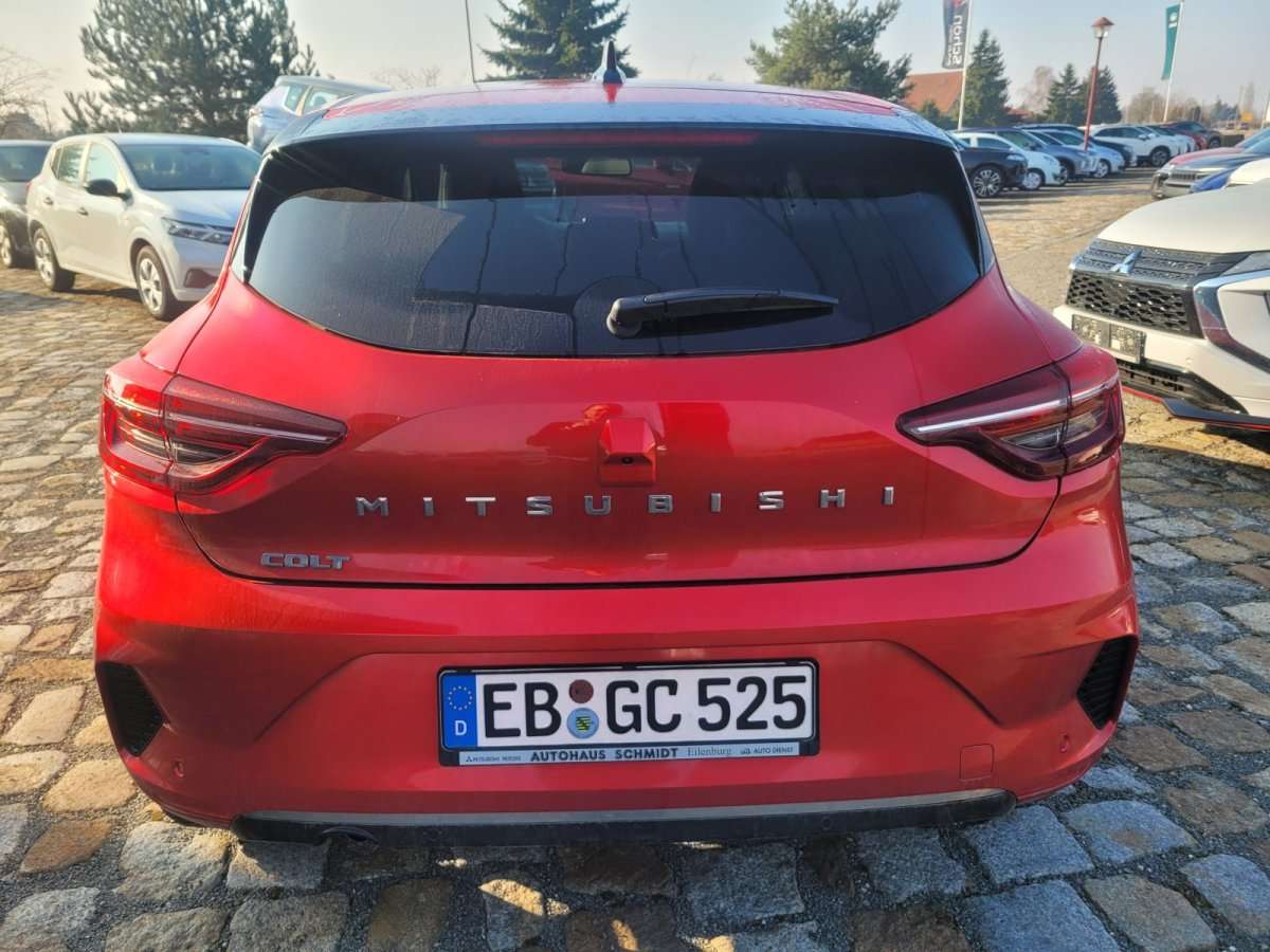 Fahrzeugbild eines Mitsubishi Colt