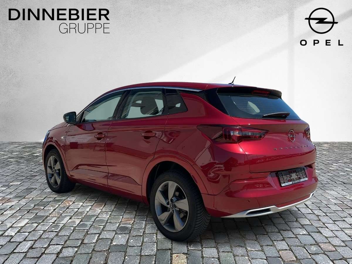 Fahrzeugbild eines Opel Grandland X